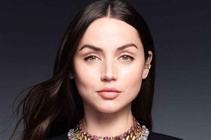 Alina Zhang Height, Weight, Net Worth, Age, Birthday, Wikipedia, Who, Instagram, Biography