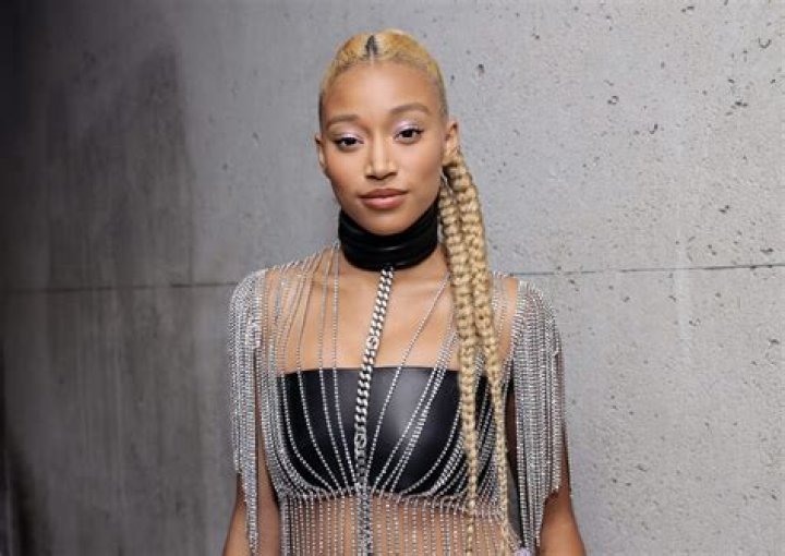 Amandla Jahava Height, Weight, Net Worth, Age, Birthday, Wikipedia, Who, Nationality, Biography