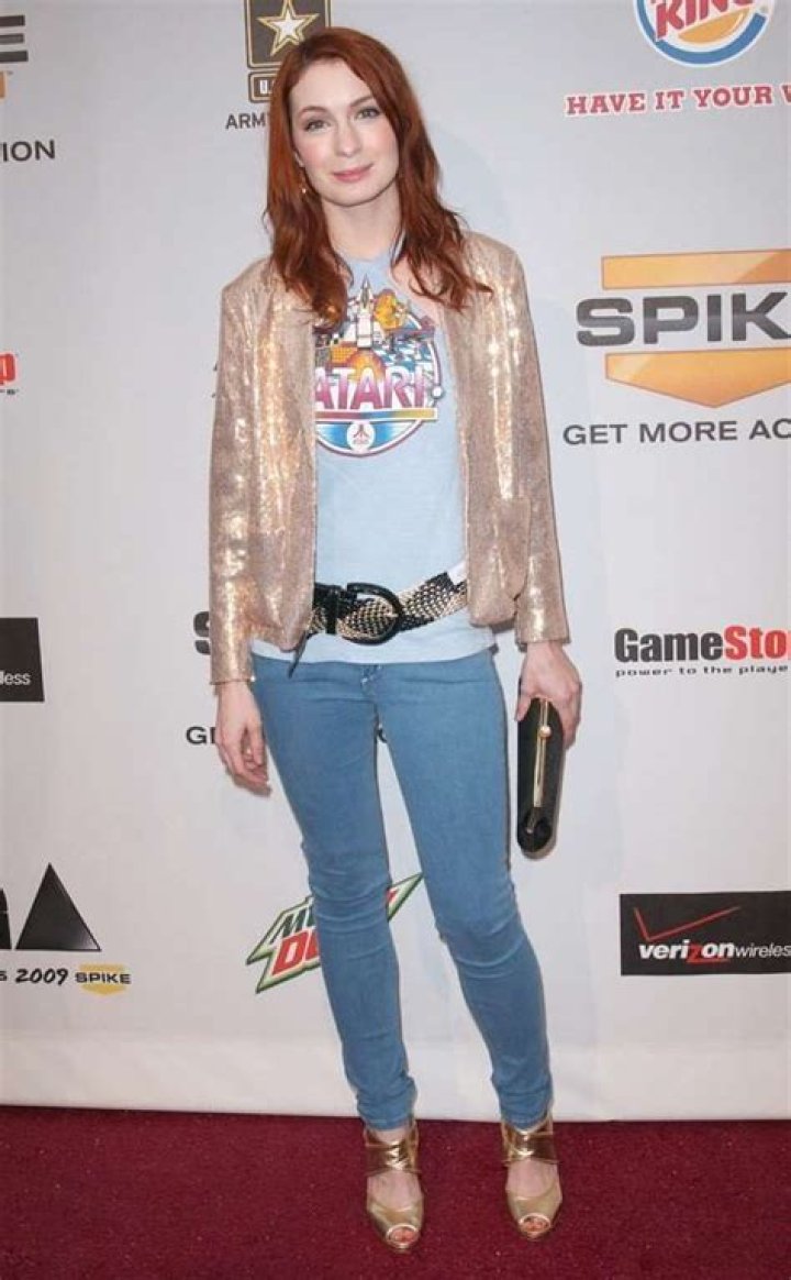 Felicia Day Height, Weight, Net Worth, Age, Birthday, Wikipedia, Who, Instagram, Biography