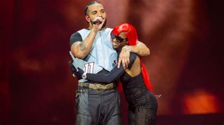 
Is Drake Dating Sexyy Red? Who Are Drake and Sexyy Red? 
