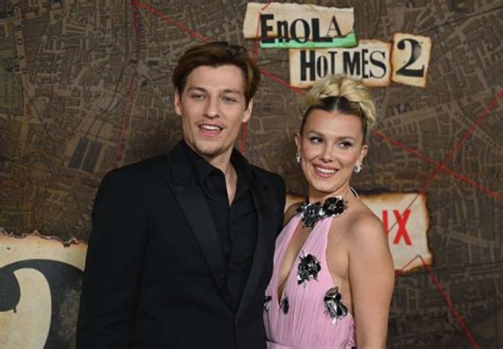 
Is Millie Bobby Brown Gay? Age, Height, Net Worth 