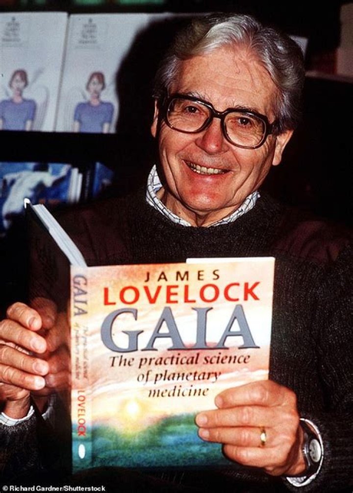 
James Lovelock Death Of Gaia Hypothesis Creator Shocks Family And Friends 