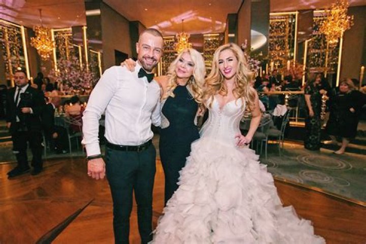 
Joey Lawrence Wife Who is Joey Lawrence Wife? 