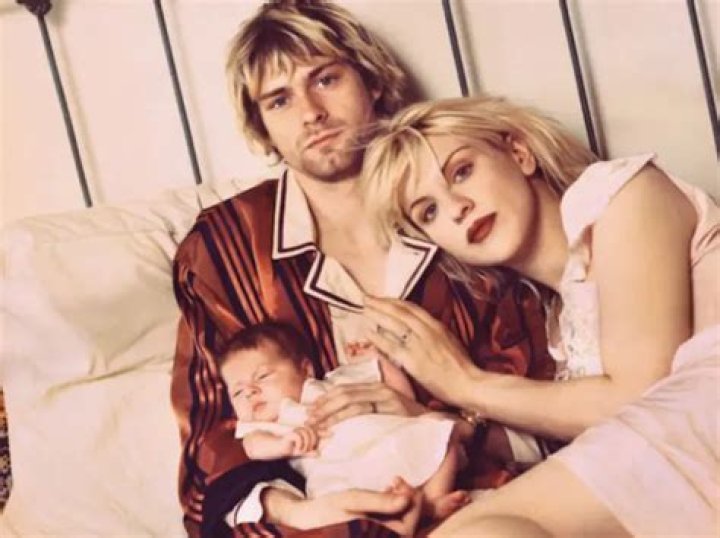 Kurt Cobain Height, Weight, Net Worth, Age, Birthday, Wikipedia, Who, Nationality, Biography