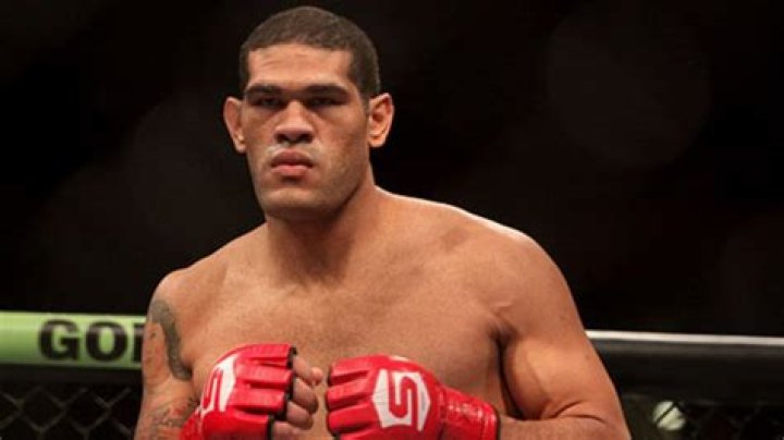 
Rui Silva Height, Weight, Net Worth, Age, Birthday, Wikipedia, Who, Instagram, Biography 