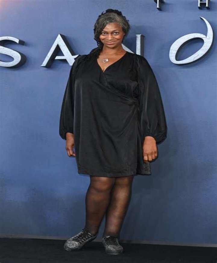 
Sandra James Young Age, Birthday, Wikipedia, Who, Nationality, Biography 