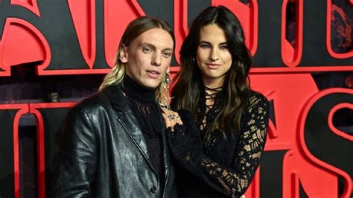 Where Is Jamie Campbell Bower Girlfriend In 2022? Find Out Where Jess Moloney Is Now